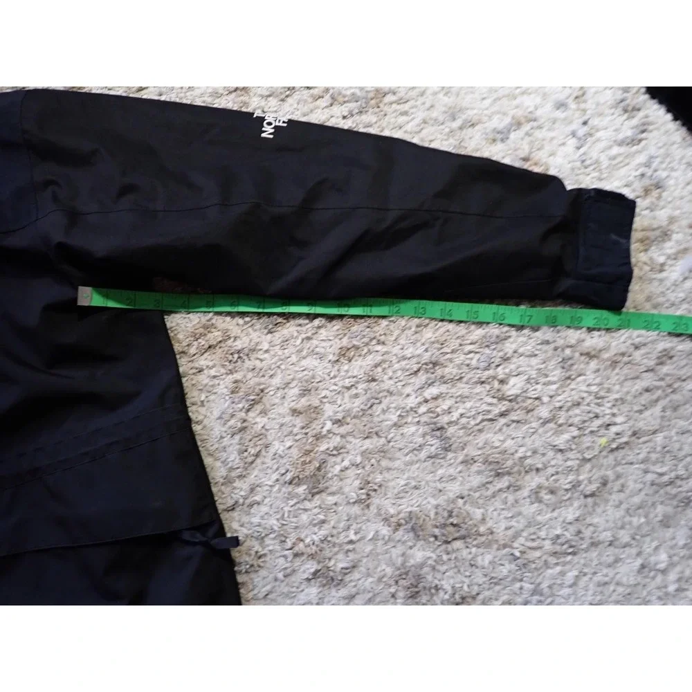 The North Face‎ Rain Jacket Women Medium Black Excellent HydroSeal Parka Hooded